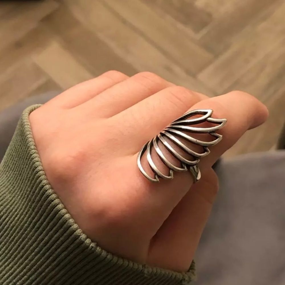‎SILVER ADJUSTABLE OVERSIZED PETAL FASHION RING